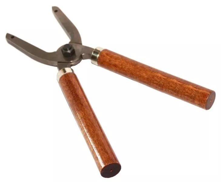 Lee Commercial Mold Handles